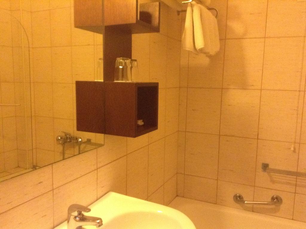 Hotel Electra Volos Buitenkant foto