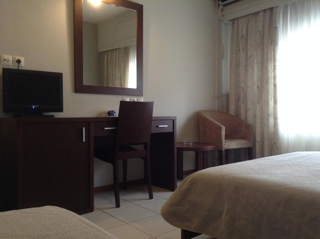 Hotel Electra Volos Buitenkant foto
