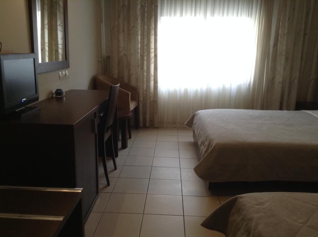 Hotel Electra Volos Buitenkant foto